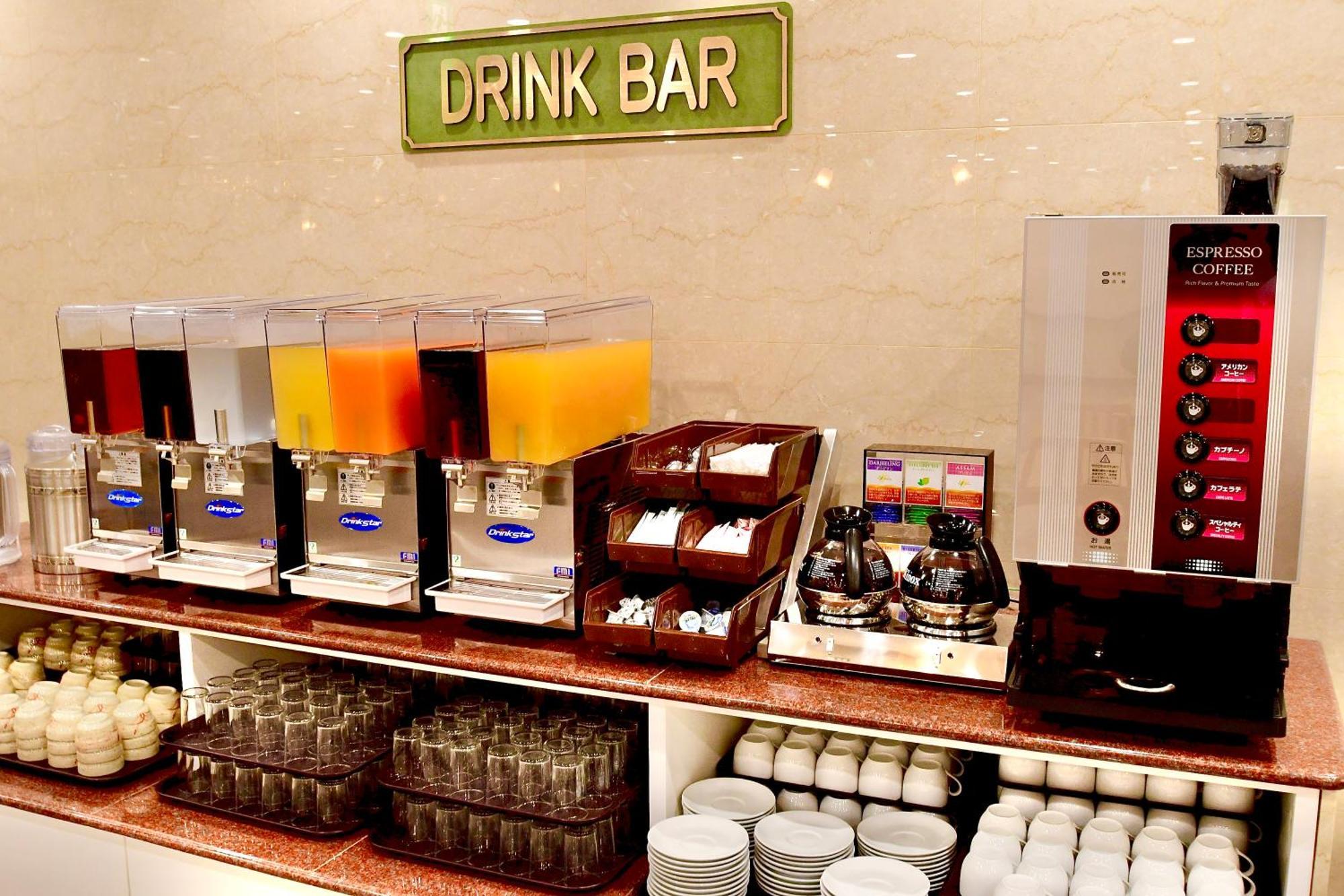 Okayama Ekimae Universal Hotel エクステリア 写真